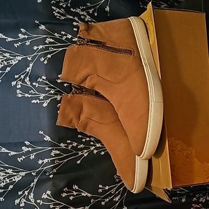 Kenneth Cole sneaker booties